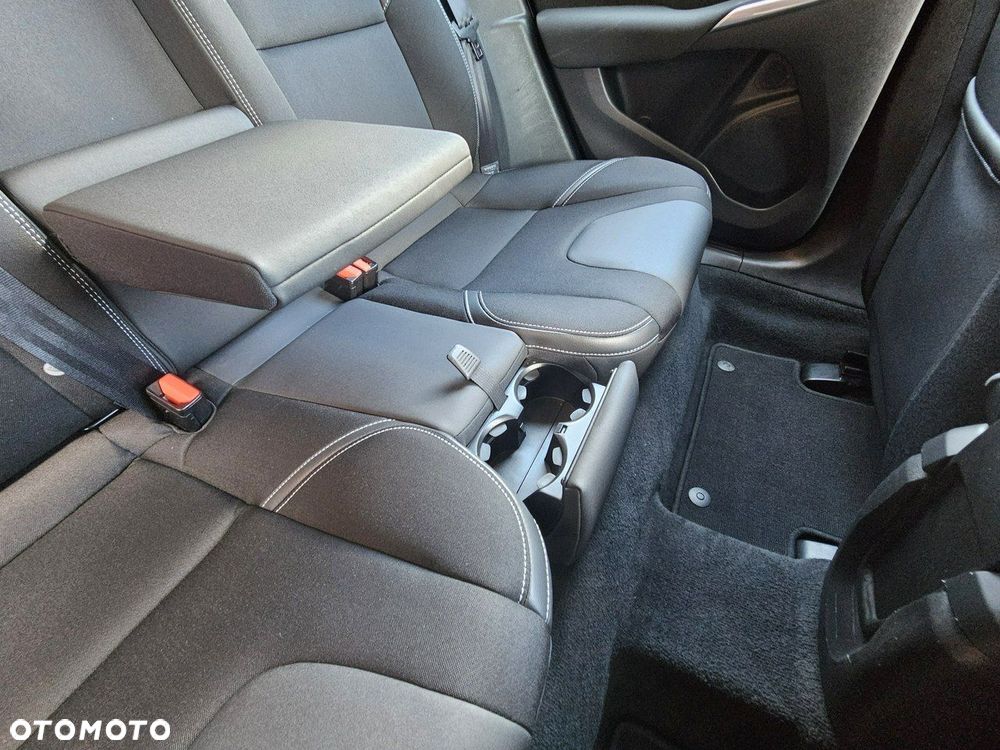 Volvo V40 T2 Drive-E Momentum - 26