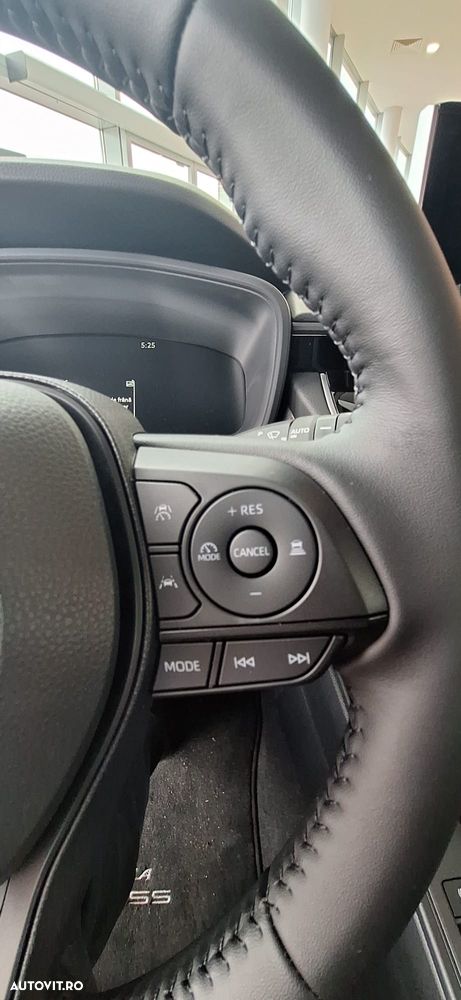 Toyota Corolla Cross - 11