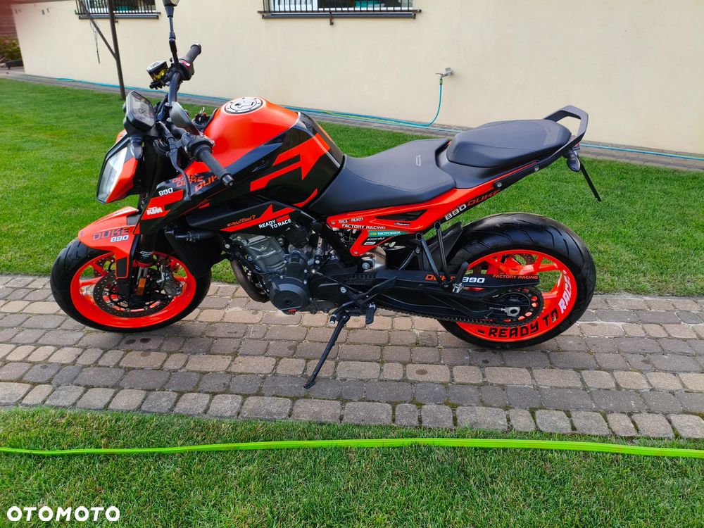 KTM Duke - 4