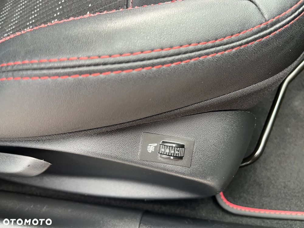 Peugeot 2008 BlueHDi FAP 120 STOP & START GT-Line Edition - 37