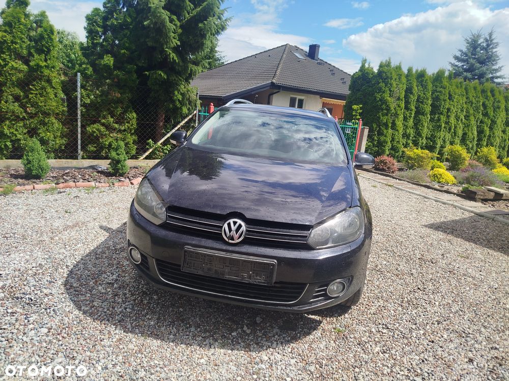 Volkswagen Golf - 1