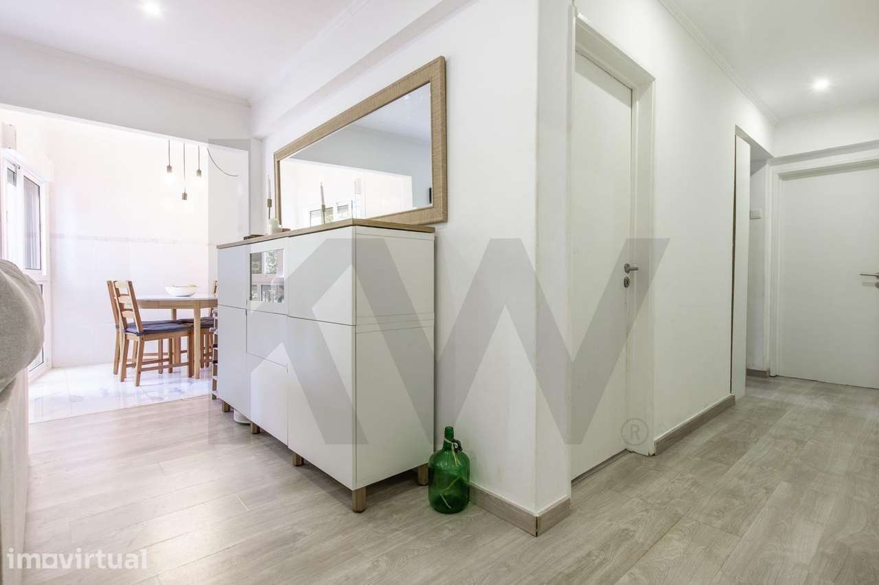 Apartamento T2 remodelado no Alto Seixalinho, Barreiro - Grande imagem: 3/21