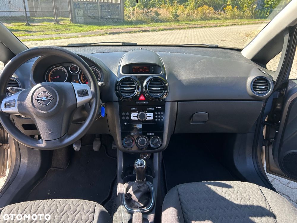 Opel Corsa - 24