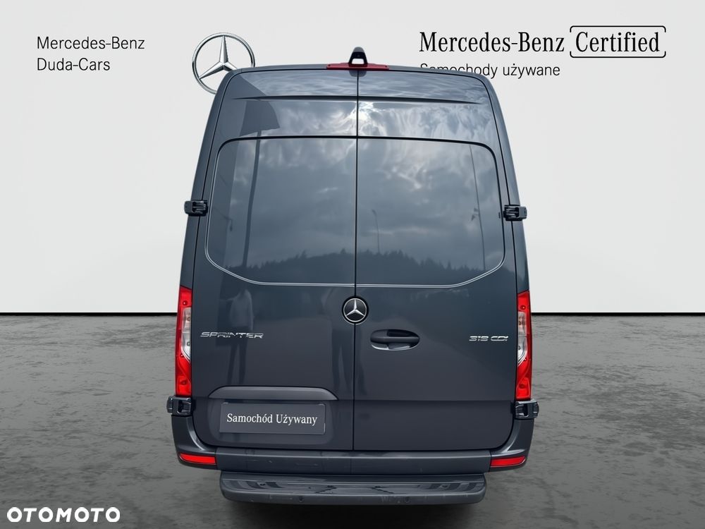 Mercedes-Benz Sprinter 319 - 5