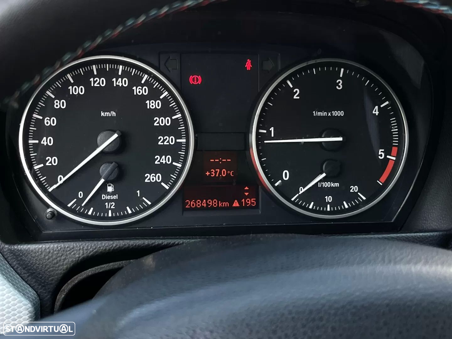 BMW 318 d Touring - 16