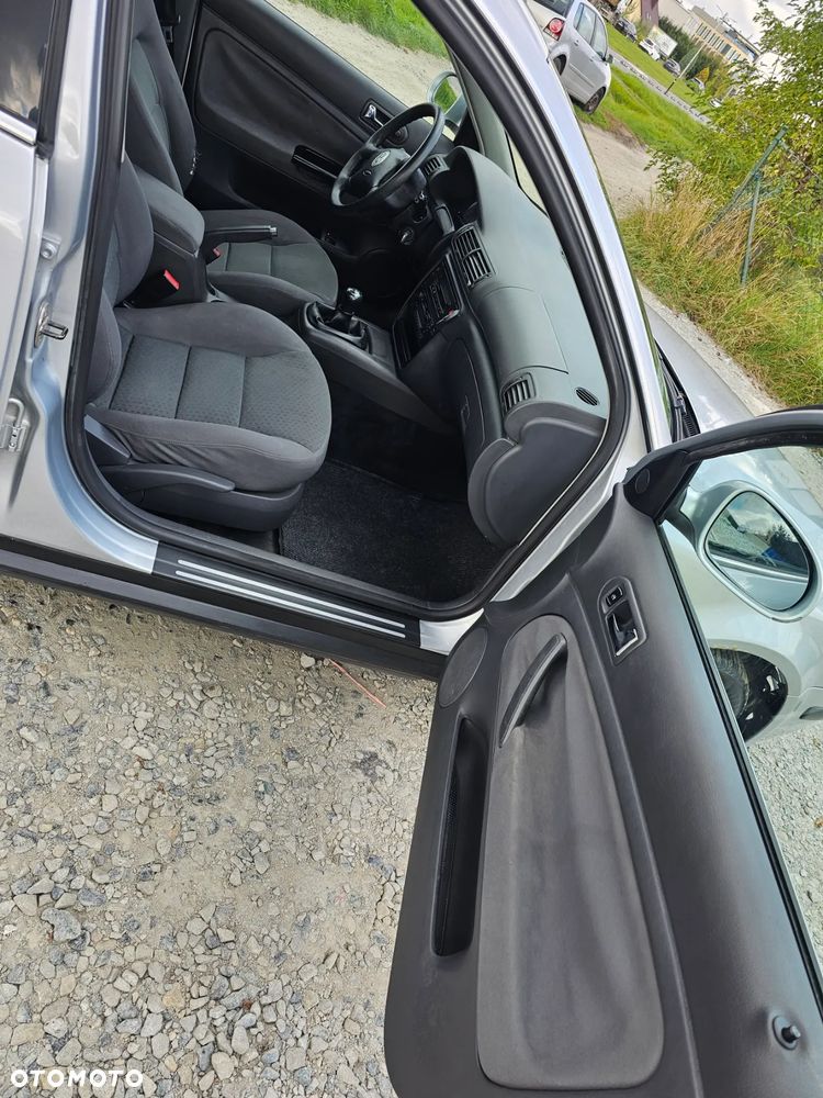 Volkswagen Passat - 9