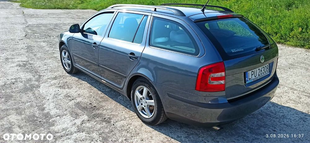 Skoda Octavia 1.6 Tour - 1