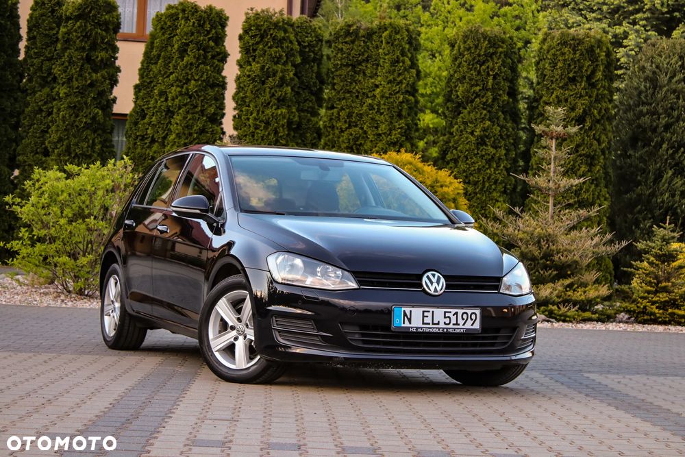 Volkswagen Golf 2.0 BlueTDI Comfortline - 12