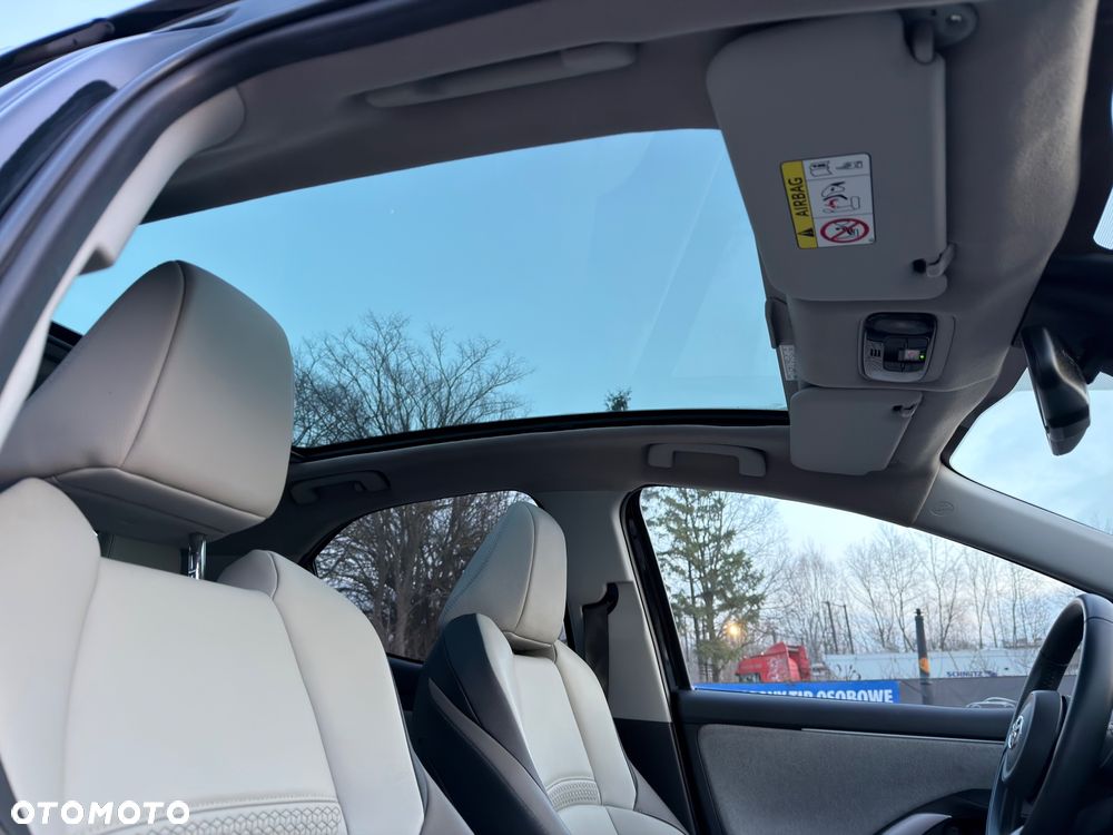 Toyota Yaris Hybrid 1.5 Executive - 11