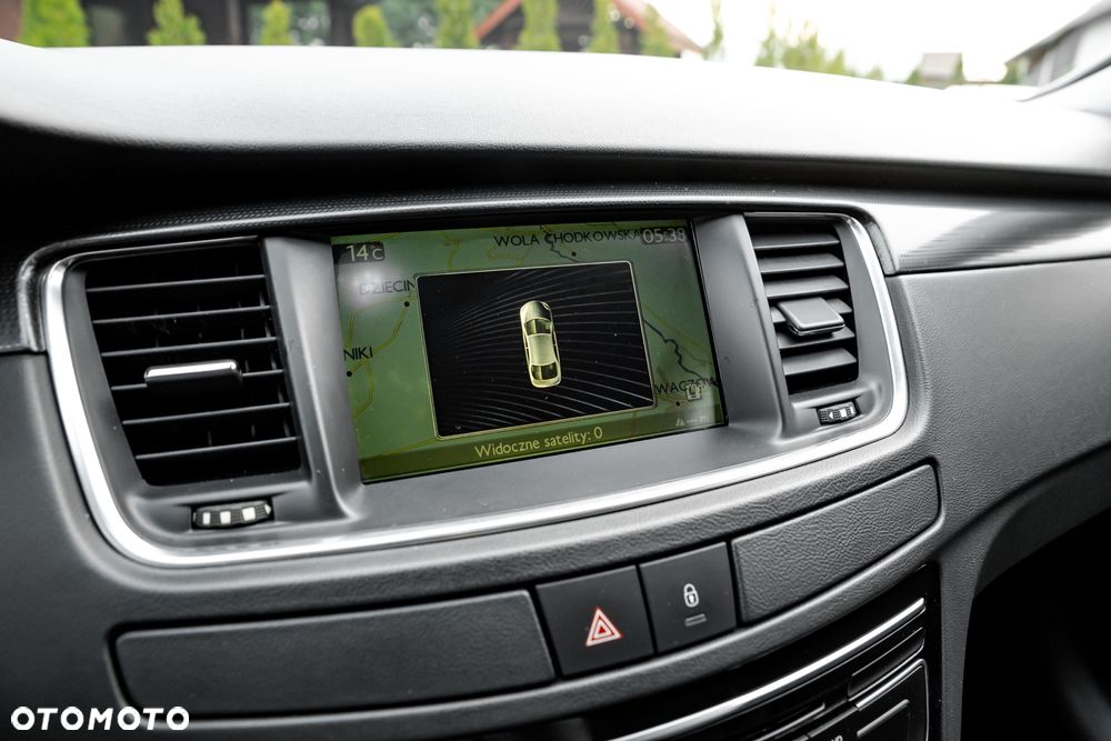 Peugeot 508 Hybrid4 - 34