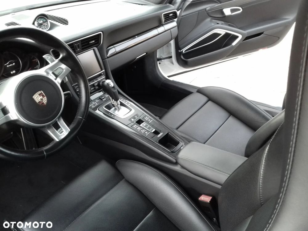 Porsche 911 Turbo S - 5