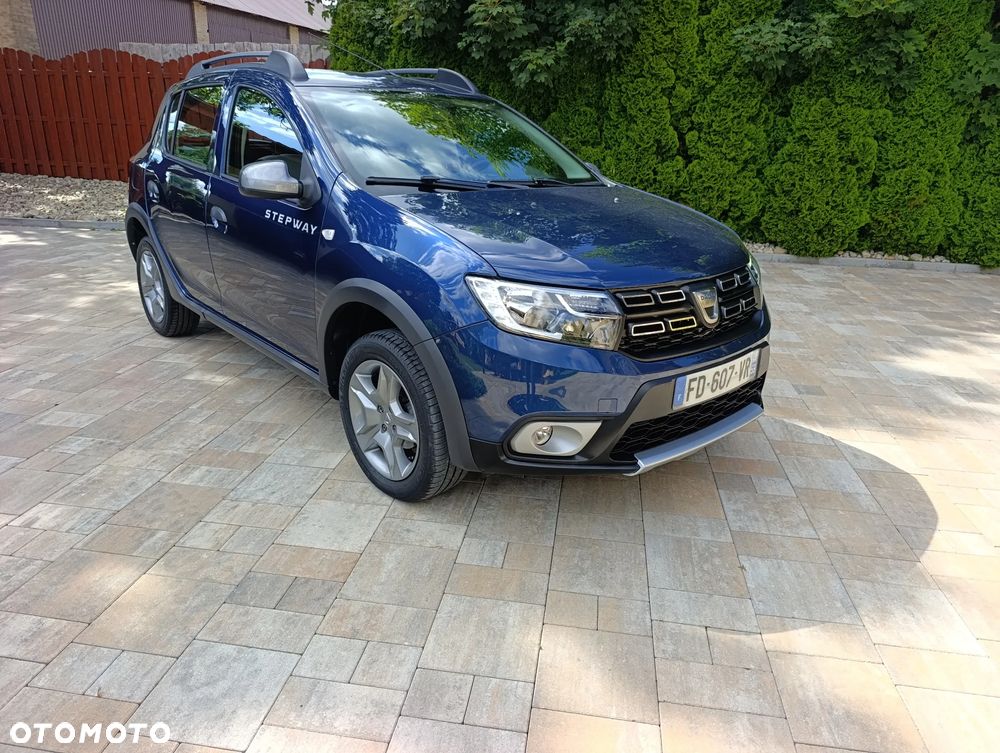Dacia Sandero - 1