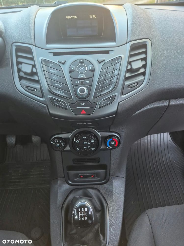 Ford Fiesta - 7