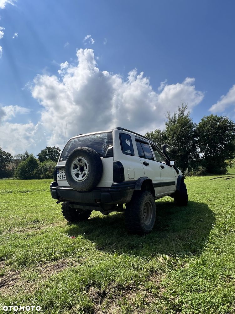 Suzuki Grand Vitara 2003 photo 4