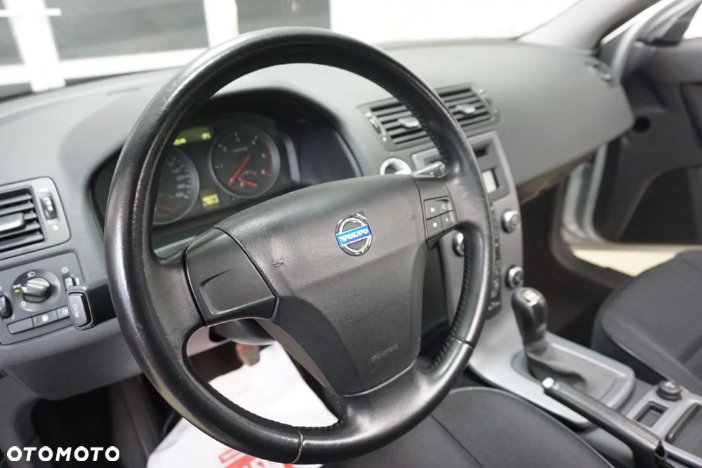 Volvo V50 1.6D DPF DRIVe - 18