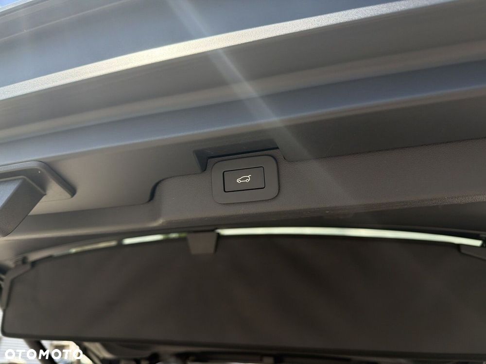 Land Rover Discovery - 19