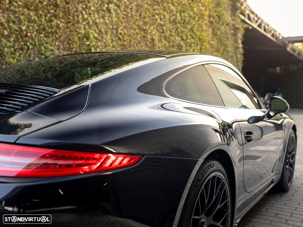 Porsche 911 (991) Carrera 4 GTS PDK - 15