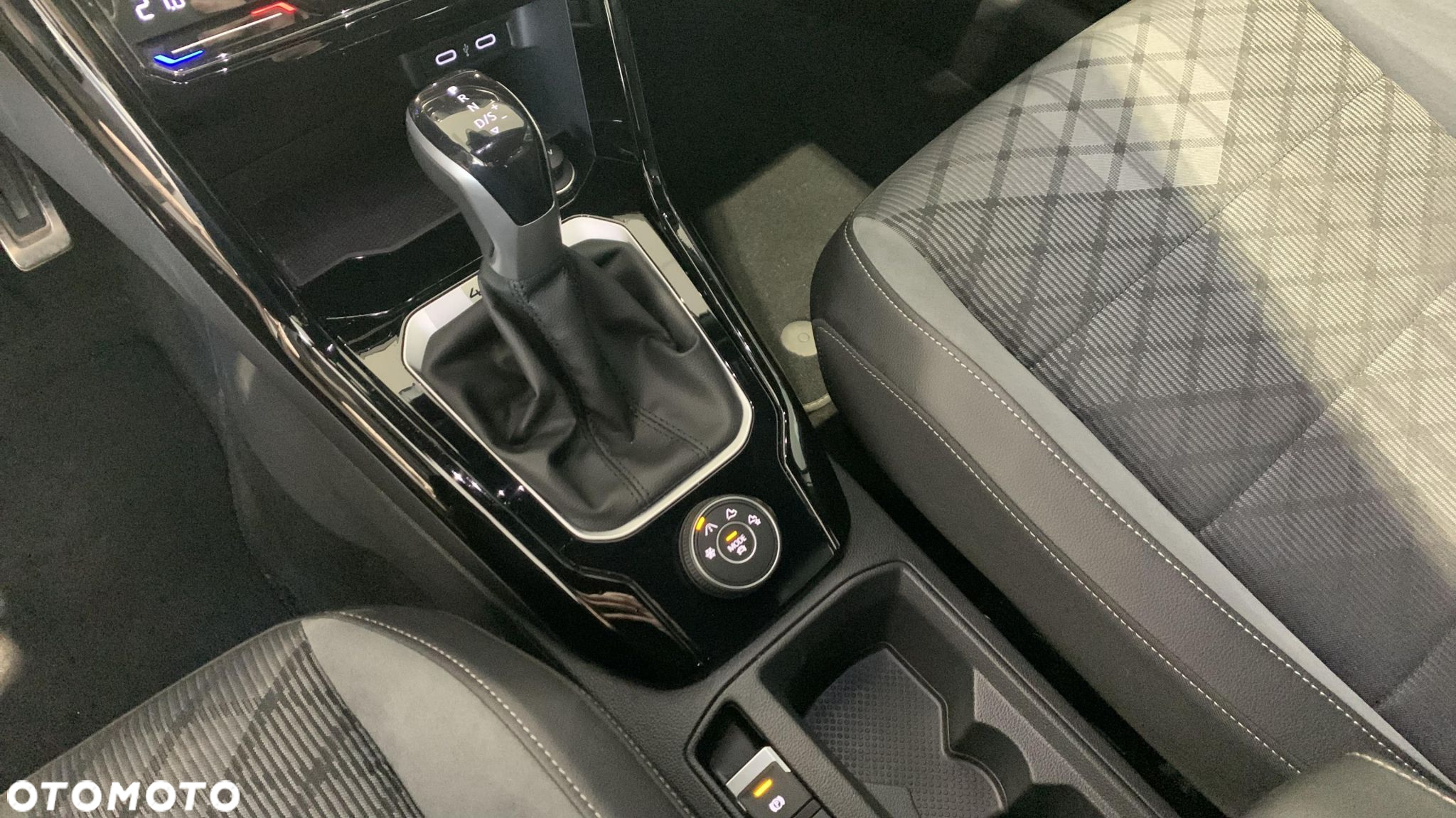 Volkswagen T-Roc 2.0 TSI 4Motion R-Line DSG - 15