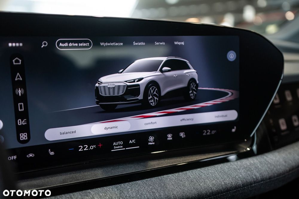 Audi Q6 e-tron - 32