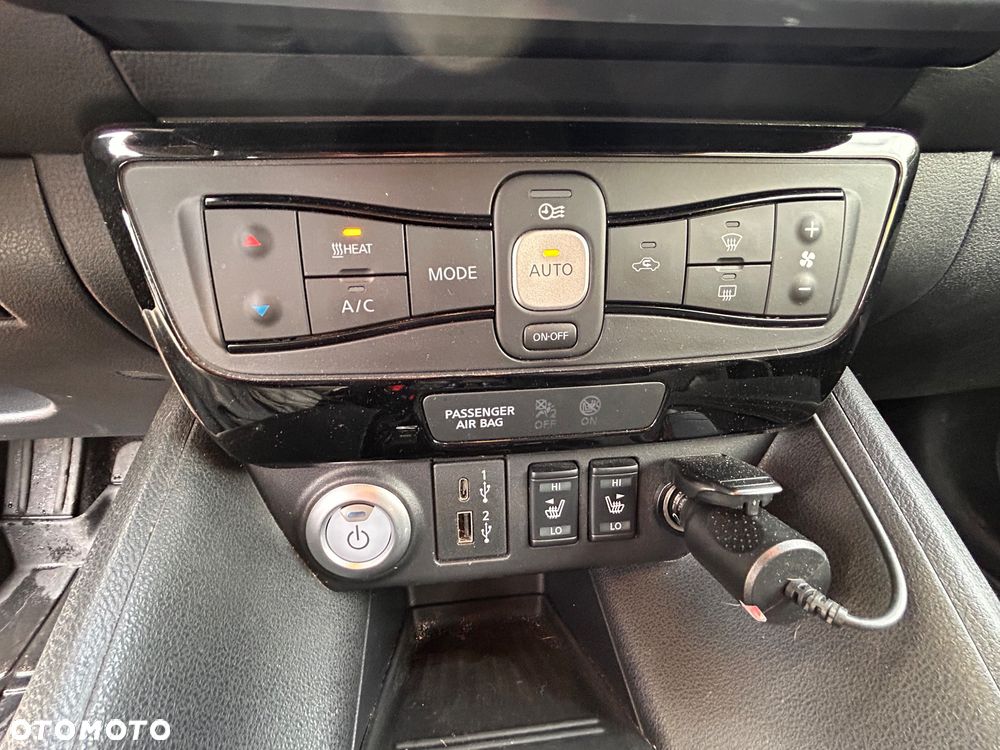 Nissan Leaf - 14