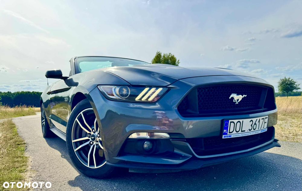 Ford Mustang - 2