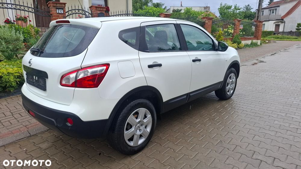 Nissan Qashqai 2.0 4x4 Visia - 4