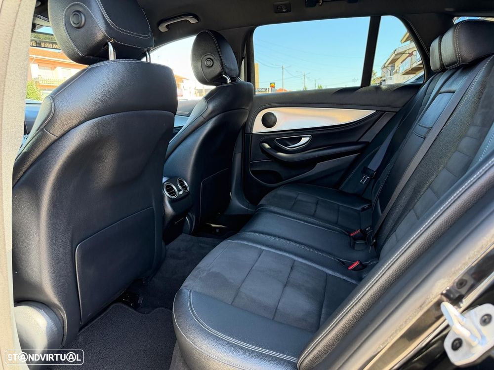 Mercedes-Benz E 300 de AMG Line - 11