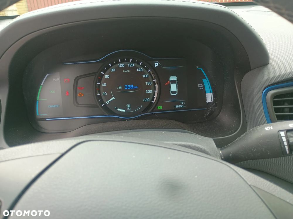 Hyundai IONIQ 1.6 GDI Premium - 27