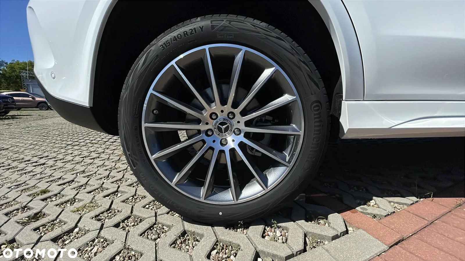 Mercedes-Benz GLE - 15