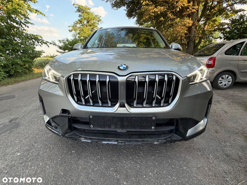 BMW X1 sDrive18i xLine - 10