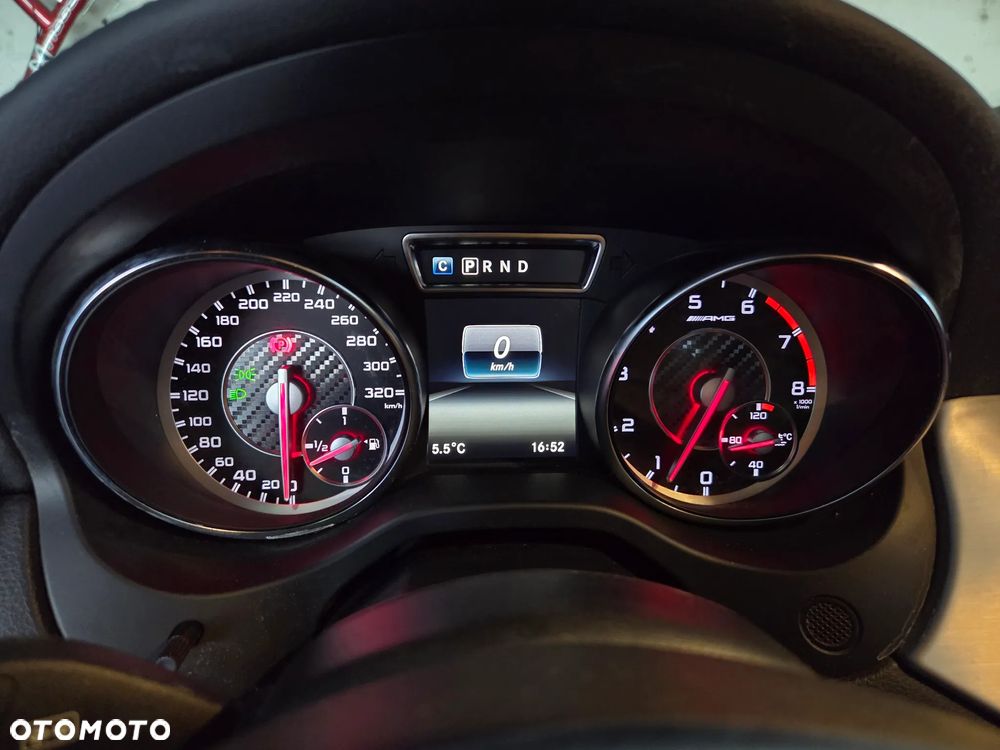 Mercedes-Benz CLA - 11