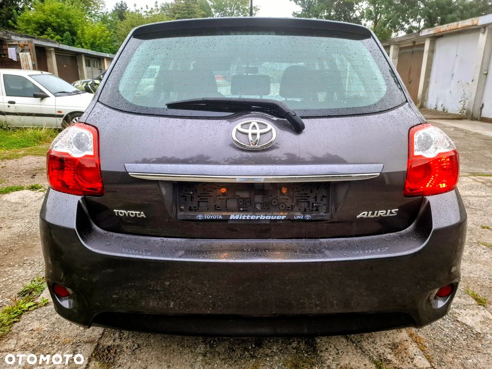 Toyota Auris - 6