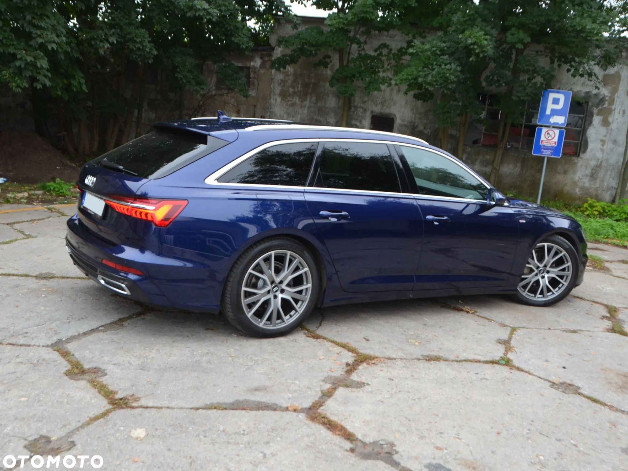 Audi A6 - 1