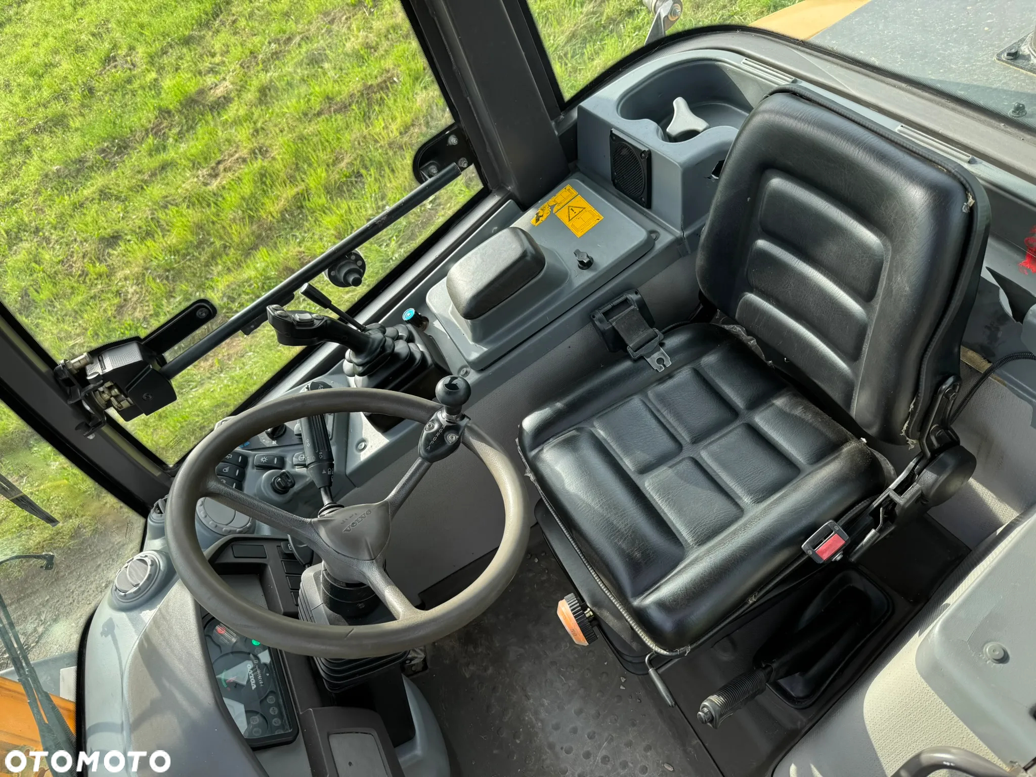 Volvo L25F - 8