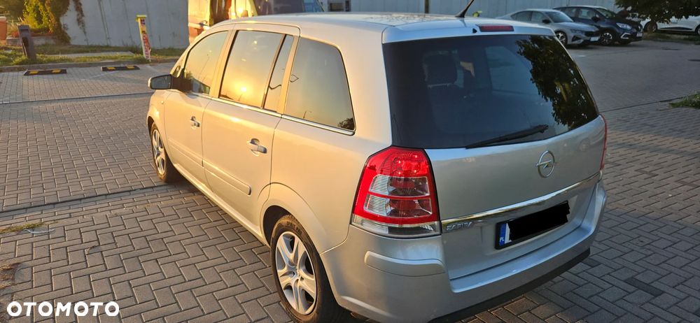 Opel Zafira - 5