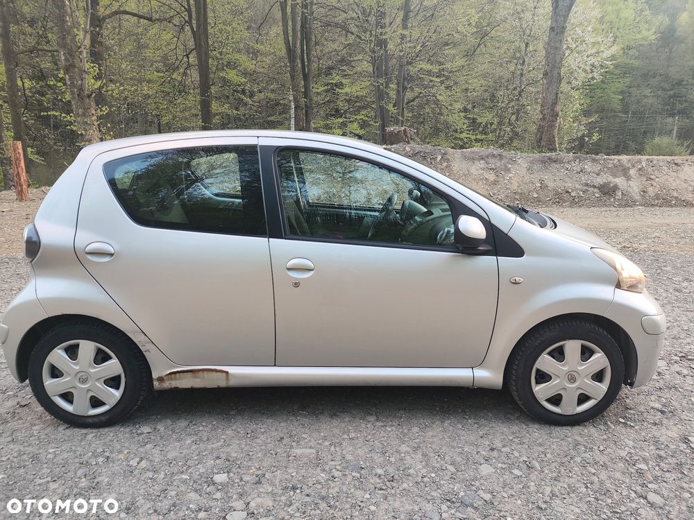 Toyota Aygo Cool - 2