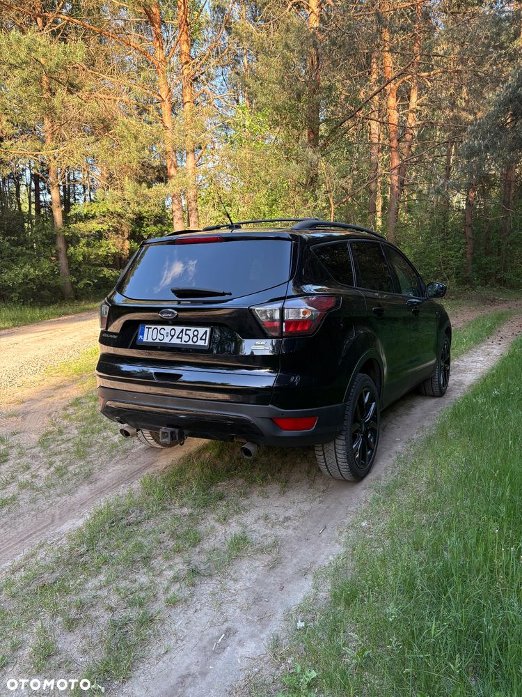 Ford Escape 2.0 EcoBoost AWD Titanium - 5
