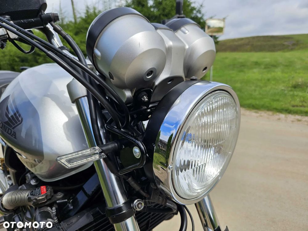 Honda CBF - 23