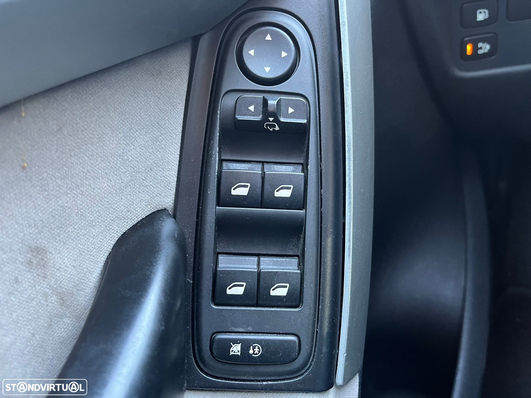 Citroën C4 Grand Picasso 1.6 HDi Exclusive - 23