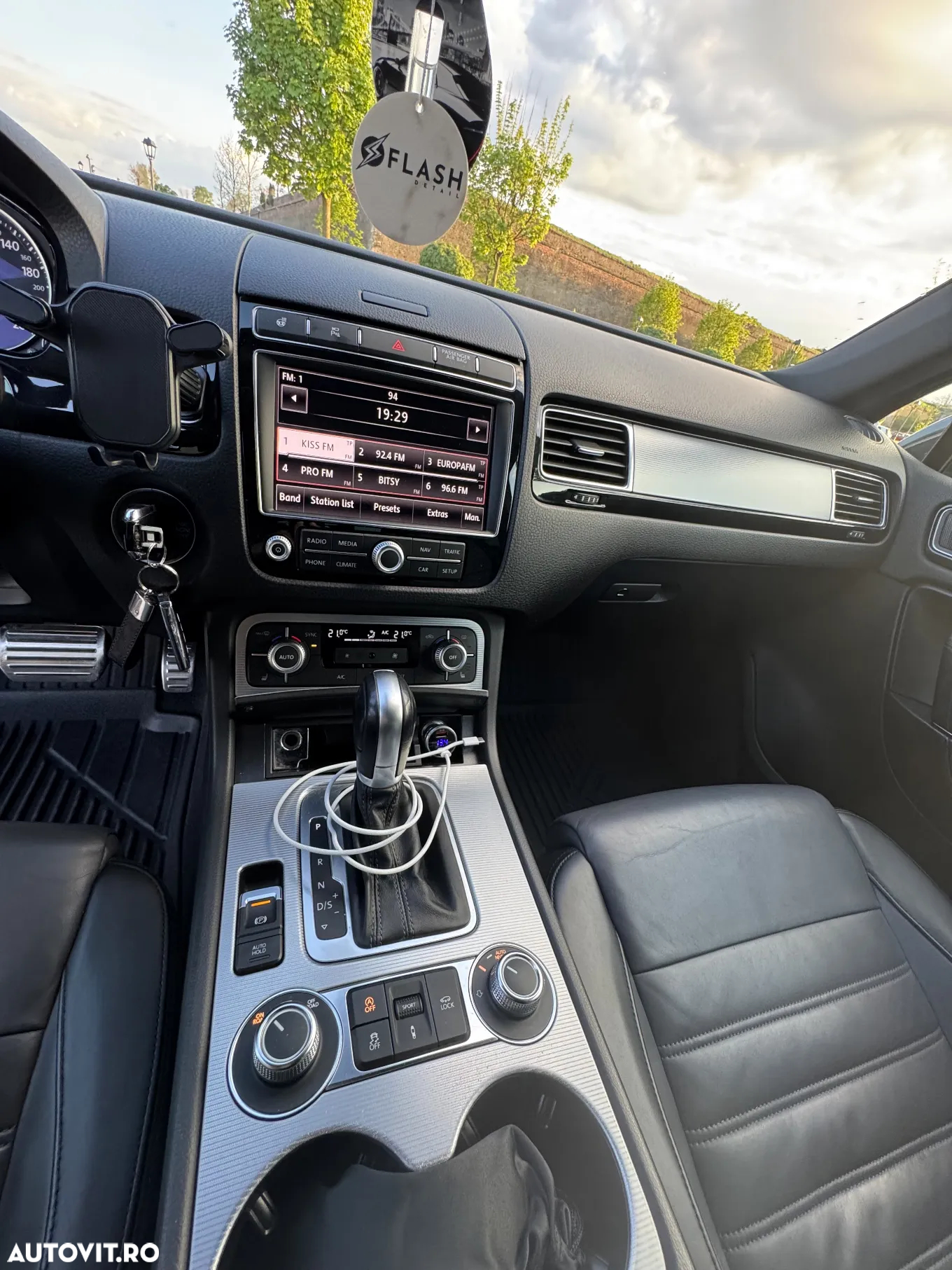 Volkswagen Touareg V6 TDI BMT Supreme Plus - 8