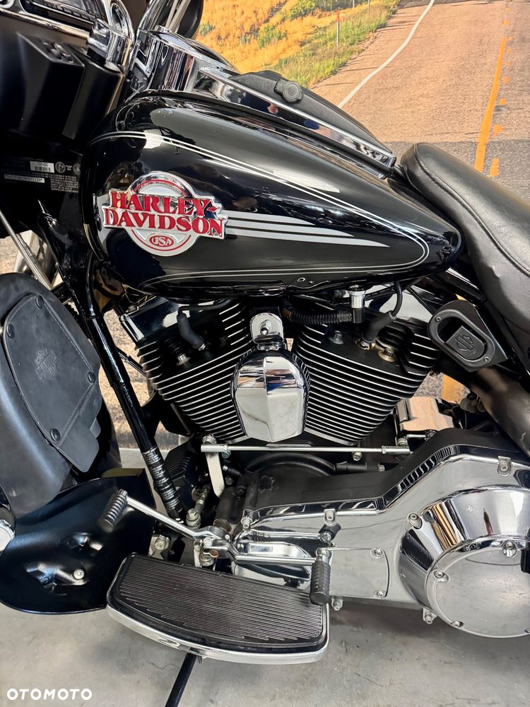 Harley-Davidson Touring Electra Glide - 10