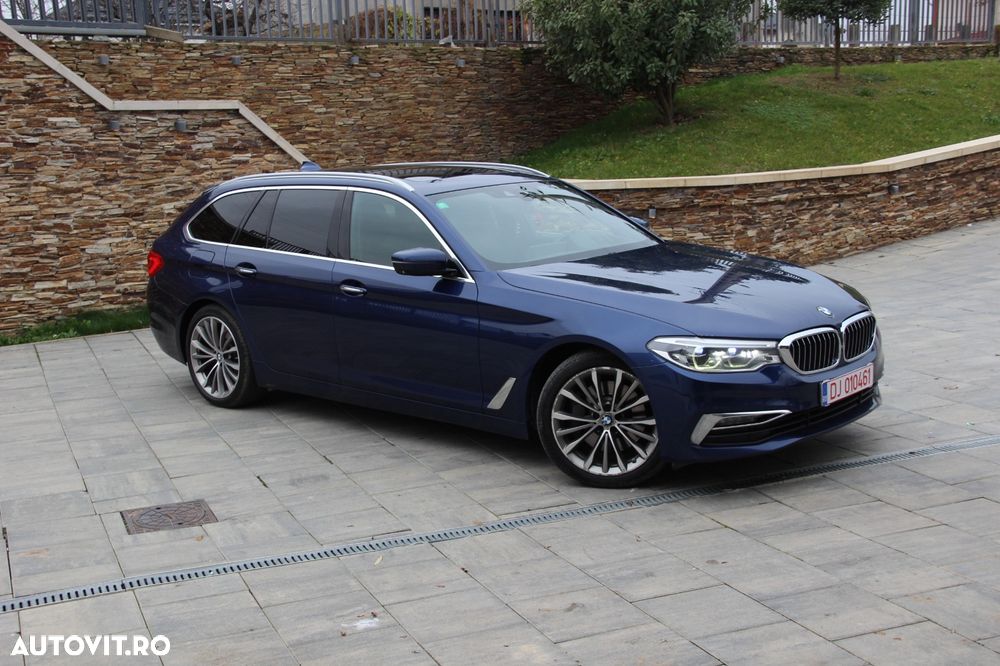 BMW Seria 5 530d xDrive Touring Aut. Luxury Line - 3