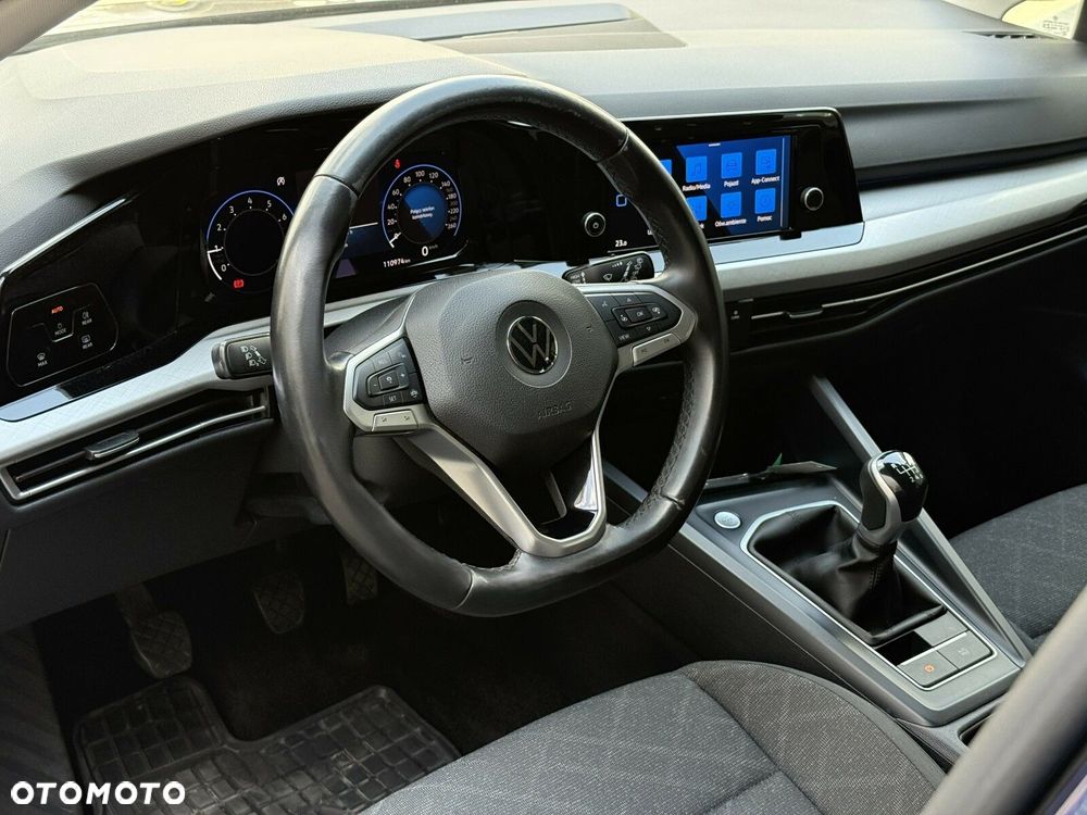 Volkswagen Golf VIII 1.5 TSI EVO Life - 9