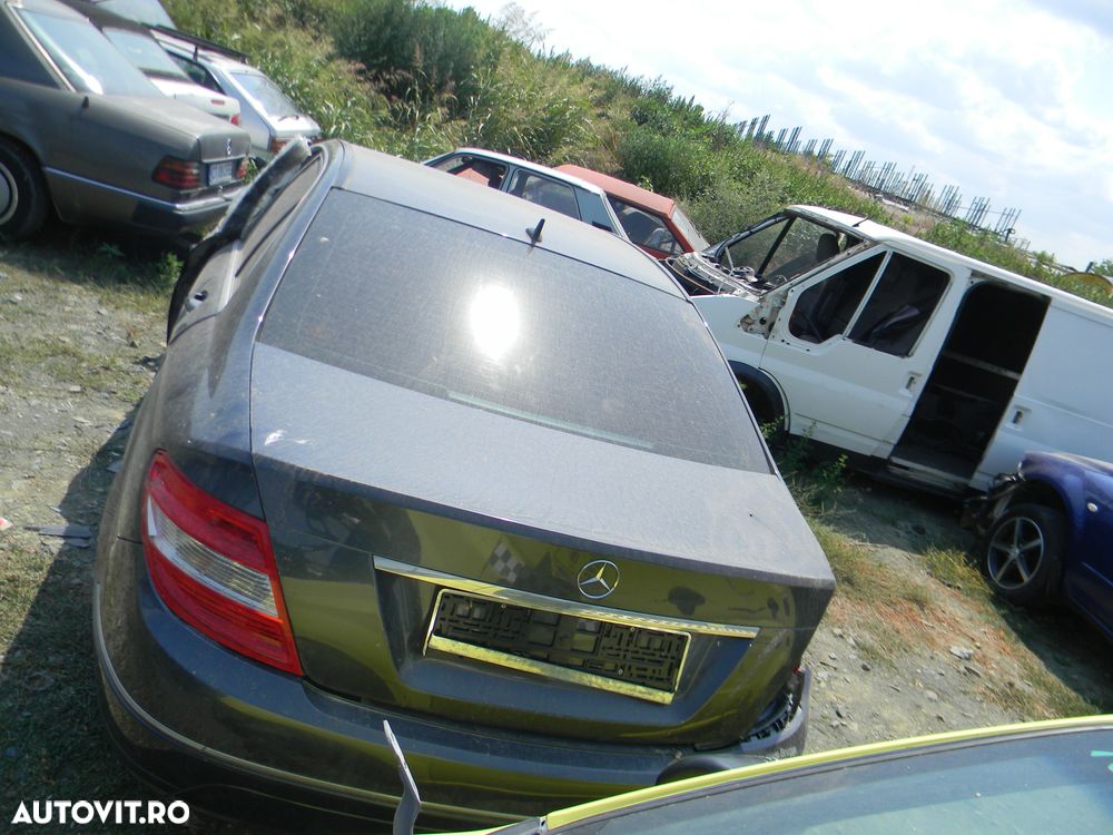 Dezmembrari  Mercedes-Benz C-CLASS (W204)  2007  > 2014 C 200 CDI (20 - 4