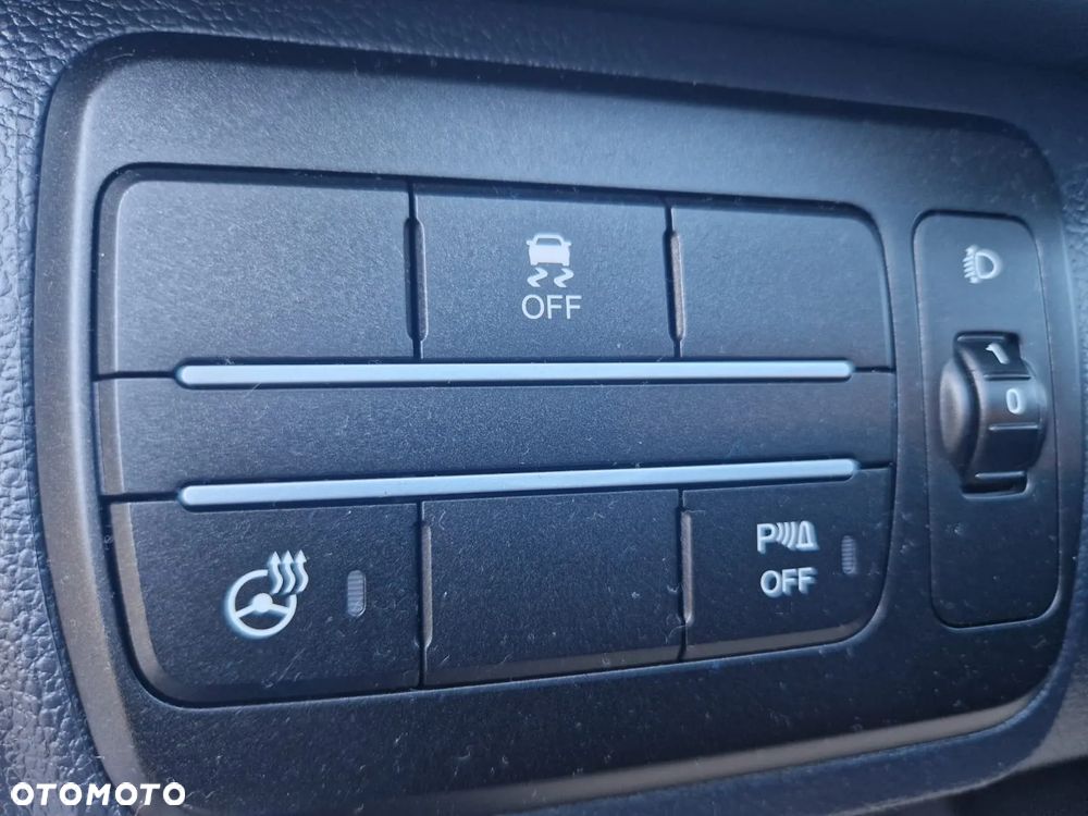 SsangYong/KGM Tivoli 1.6 D Amber - 28