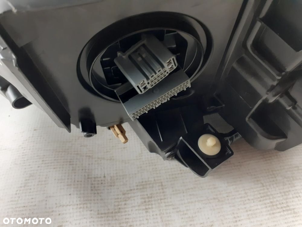 Volvo S\V90 prawa lampa full led 17-22 r.31655753 - 9