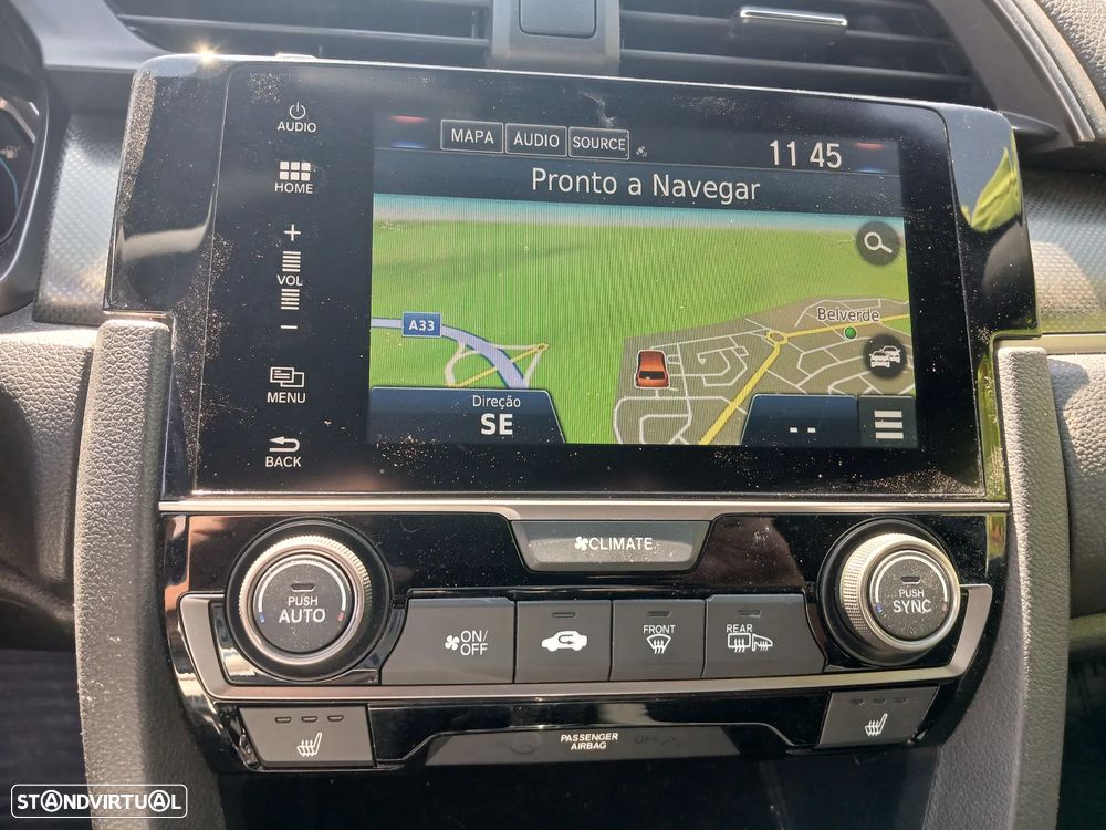 Honda Civic 1.0 i-VTEC Elegance Navi - 11