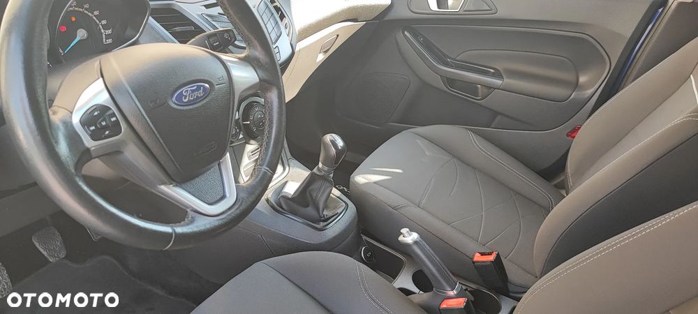 Ford Fiesta 1.25 Gold X EU5 - 32