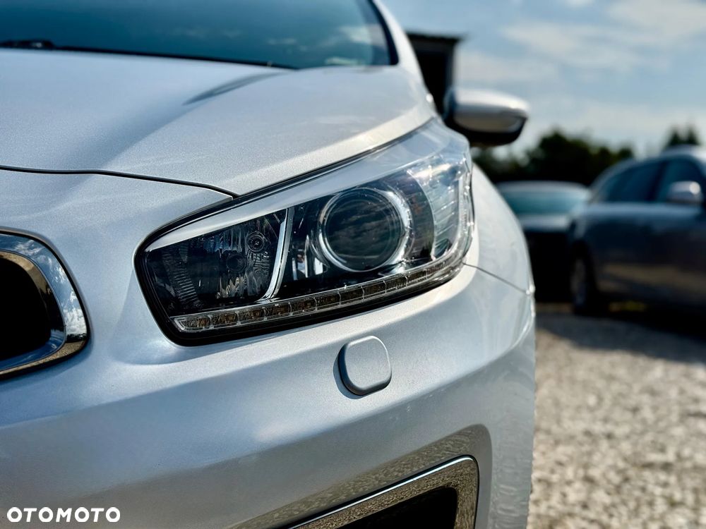 Kia Ceed 1.6 GDI DCT Platinum Edition - 14