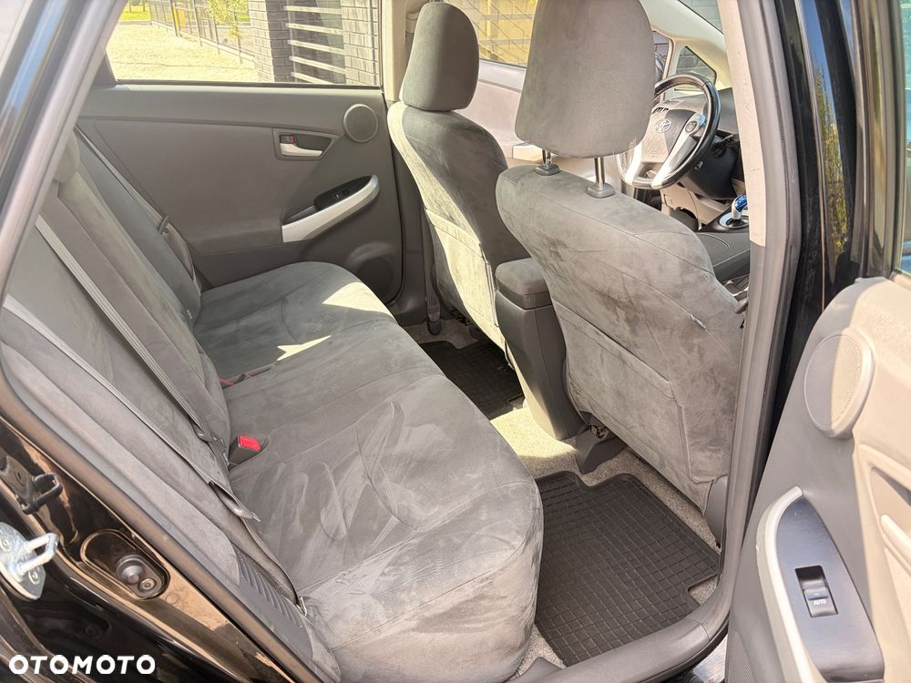 Toyota Prius 1.8 HSD Prestige - 15